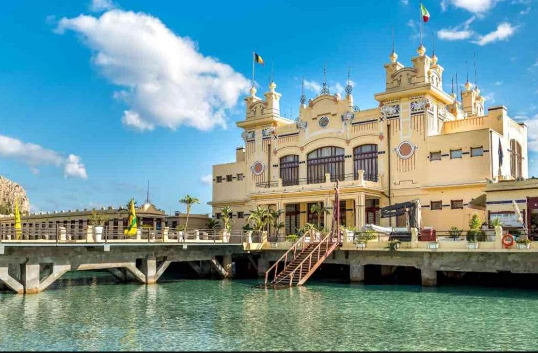 Le Stanze Di Nonna Maria Hotell Palermo Exteriör bild